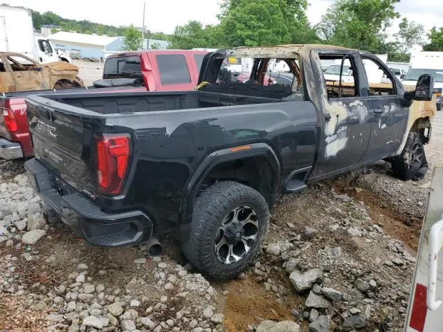2022 GMC SIERRA K2500 AT4  