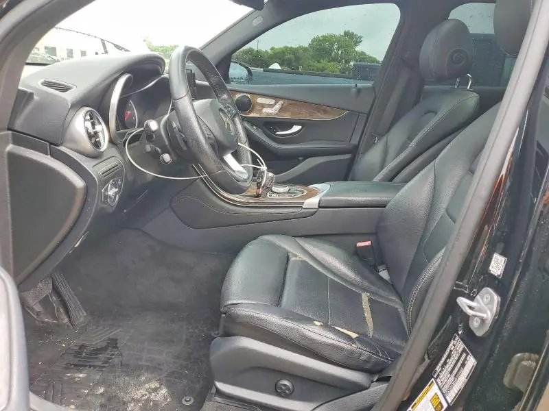 2017 MERCEDES-BENZ GLC 300  