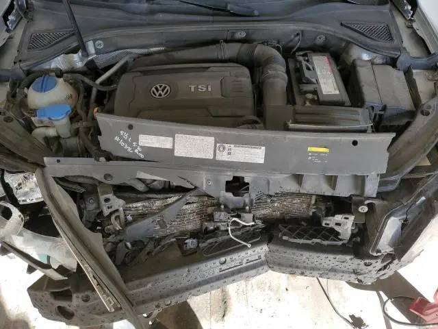 2016 VOLKSWAGEN PASSAT SE  