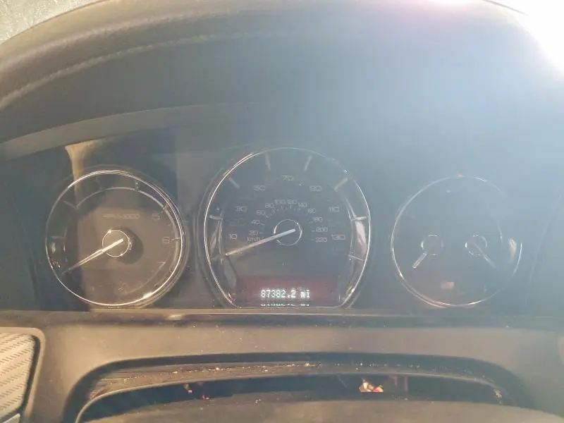 2011 LINCOLN MKS   