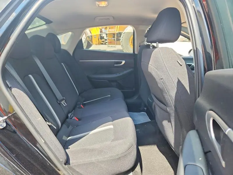 2025 HYUNDAI SONATA SE  