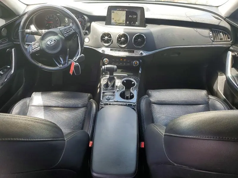 2018 KIA STINGER PREMIUM  