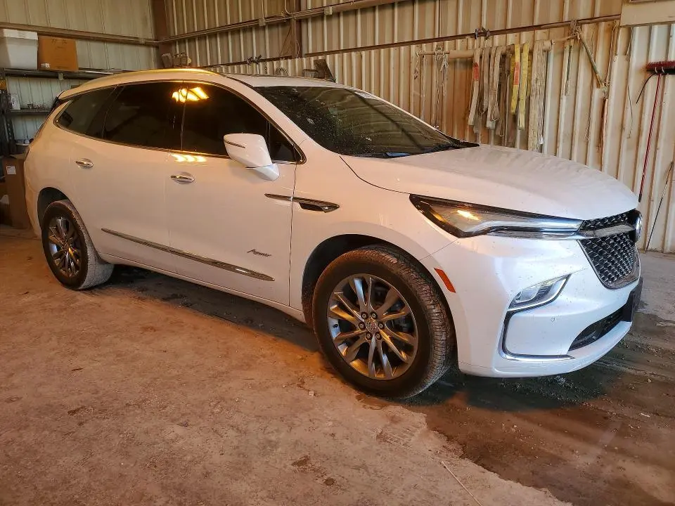 2023 BUICK ENCLAVE AVENIR  