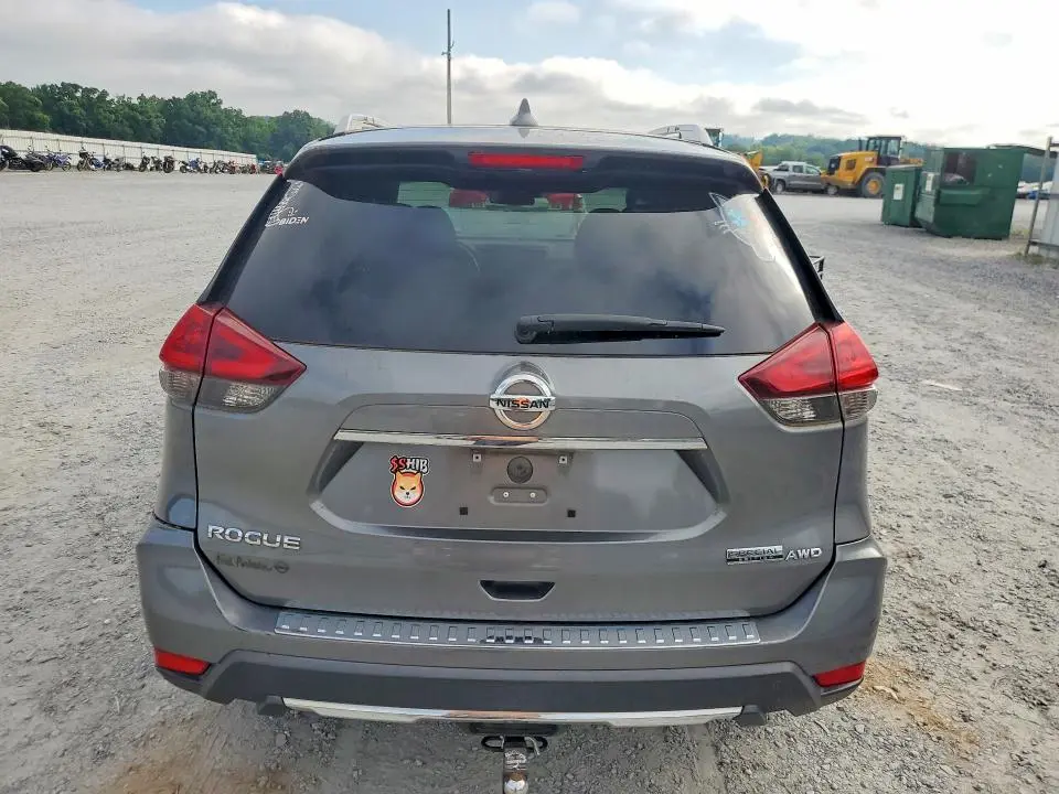 2019 NISSAN ROGUE S  
