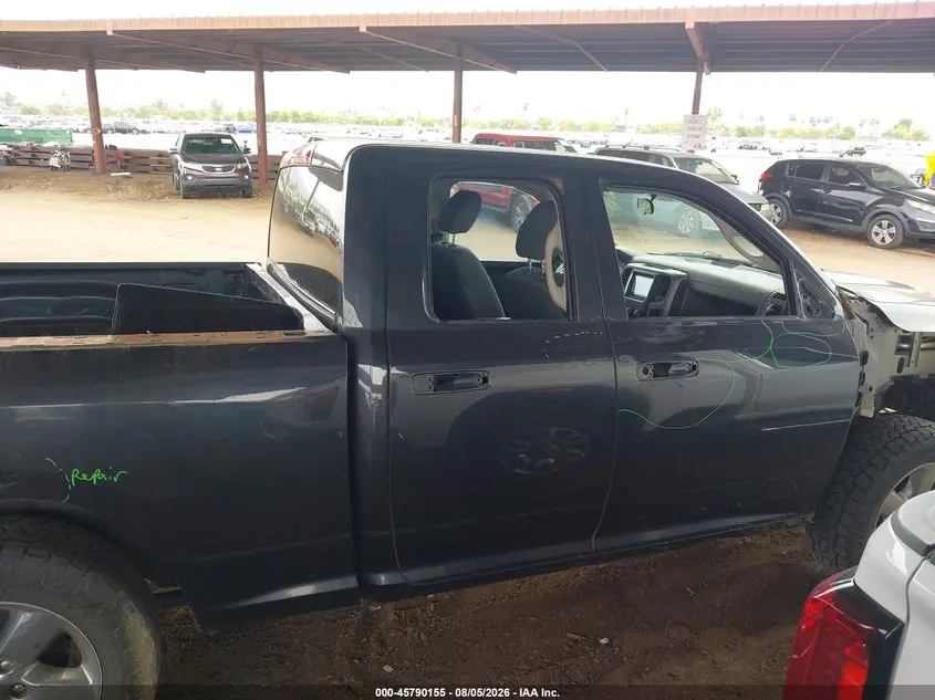 2018 RAM 1500 EXPRESS  4X4 6'4 BOX
