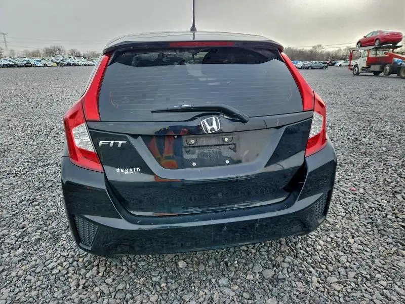 2017 HONDA FIT LX  