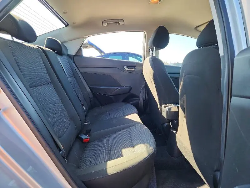 2019 HYUNDAI ACCENT SE  