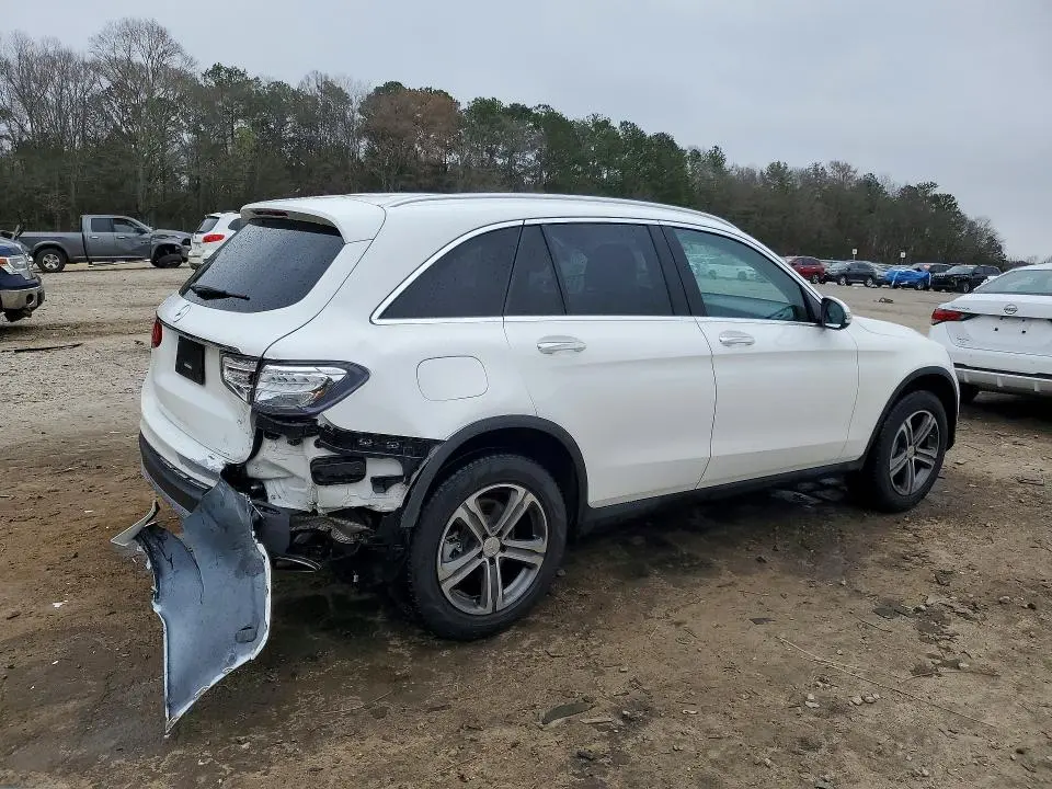 2019 MERCEDES-BENZ GLC 300  