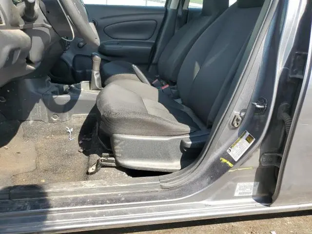2017 NISSAN VERSA S  