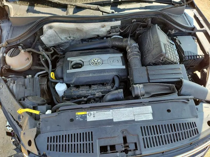 2016 VOLKSWAGEN TIGUAN S  
