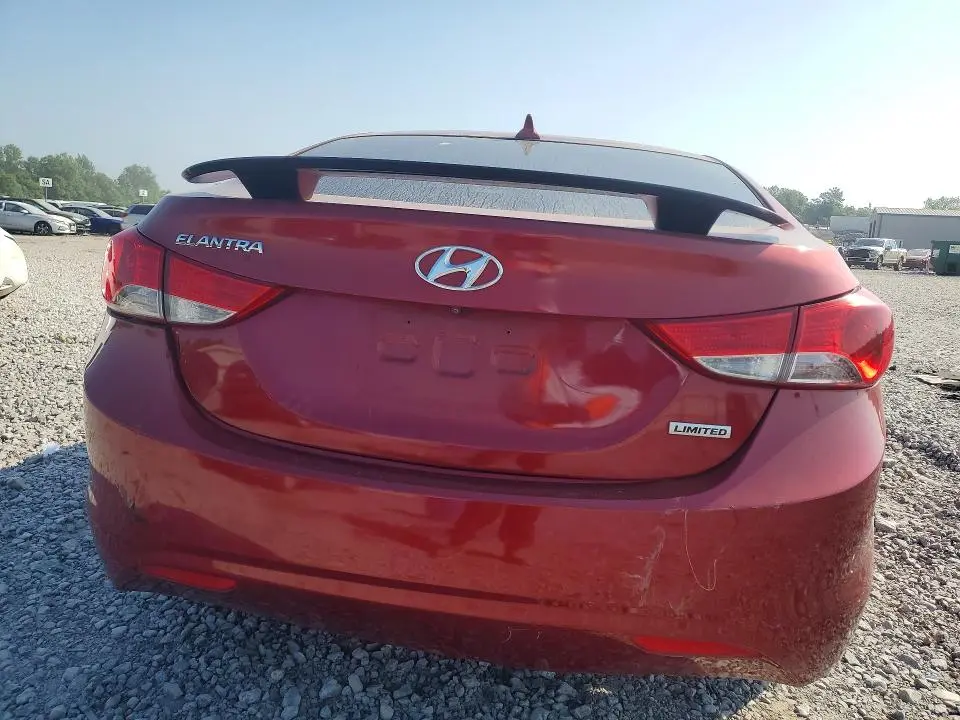 2013 HYUNDAI ELANTRA   