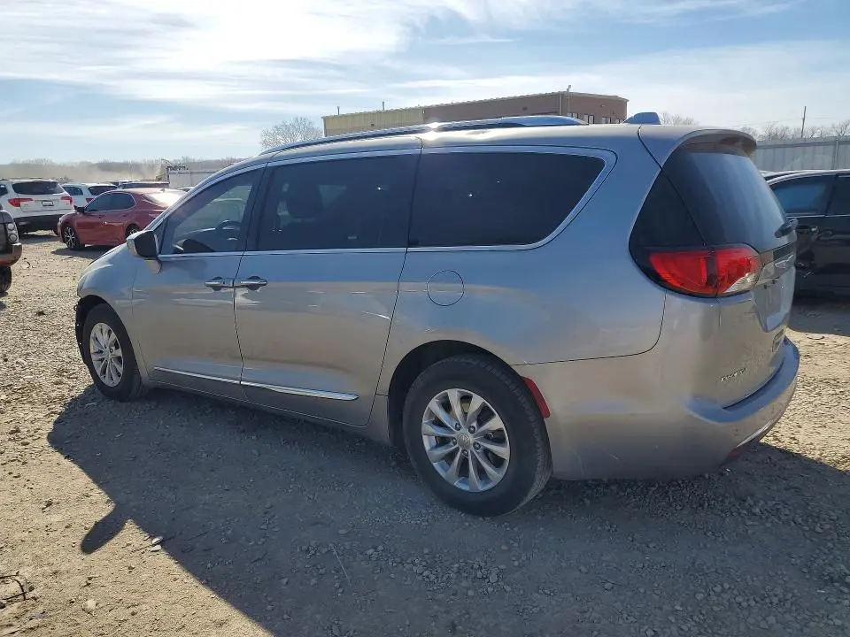 2019 CHRYSLER PACIFICA TOURING L  