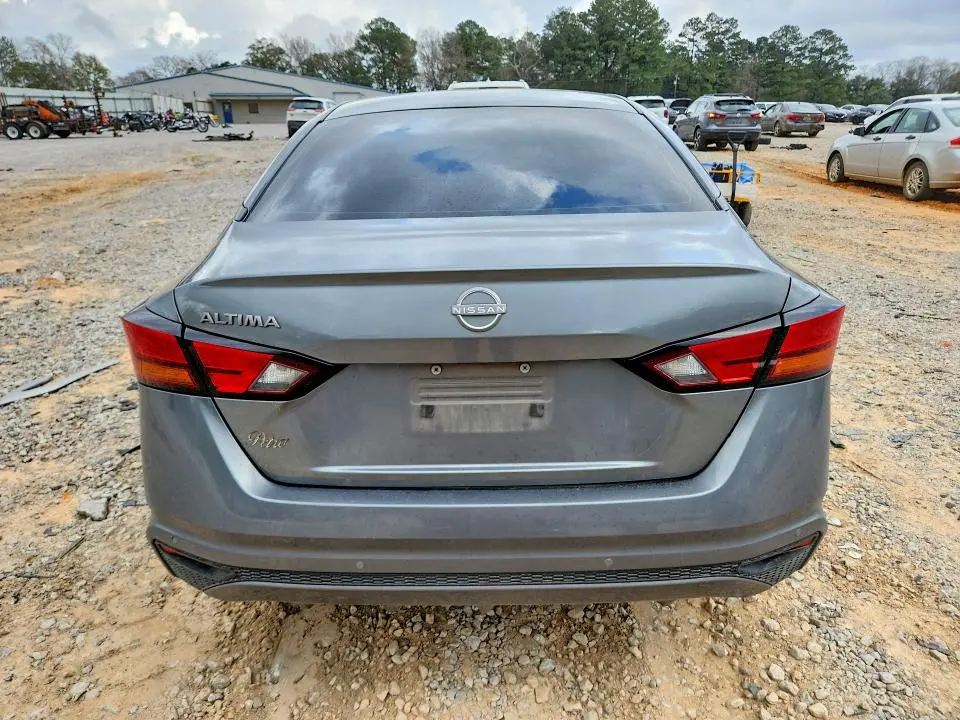 2023 NISSAN ALTIMA S  