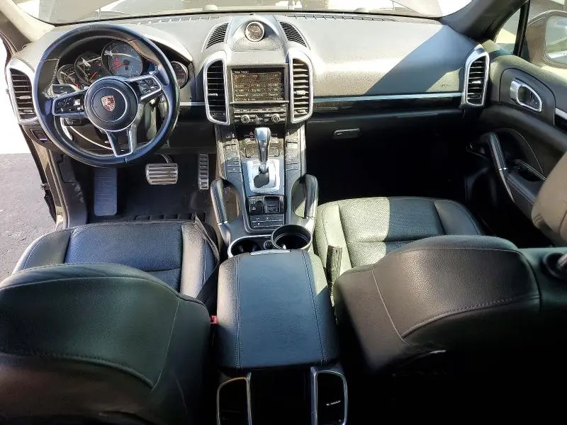 2015 PORSCHE CAYENNE S  