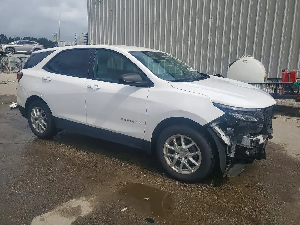2024 CHEVROLET EQUINOX LS  