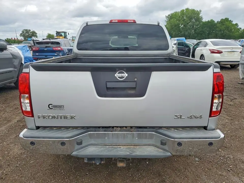 2013 NISSAN FRONTIER S  