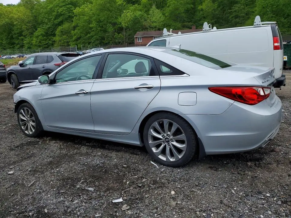2013 HYUNDAI SONATA SE  