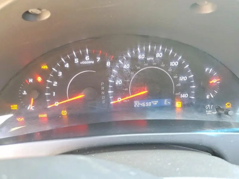 2010 TOYOTA CAMRY LE  