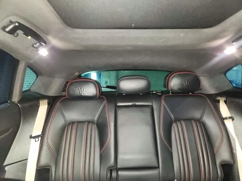 2017 MASERATI LEVANTE LUXURY  