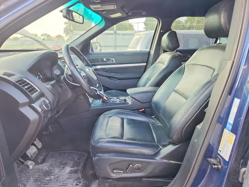 2016 FORD EXPLORER XLT  