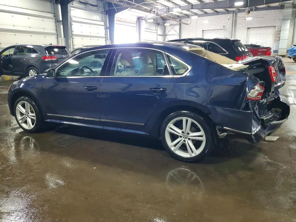 2015 VOLKSWAGEN PASSAT SEL  