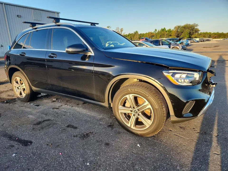 2020 MERCEDES-BENZ GLC   
