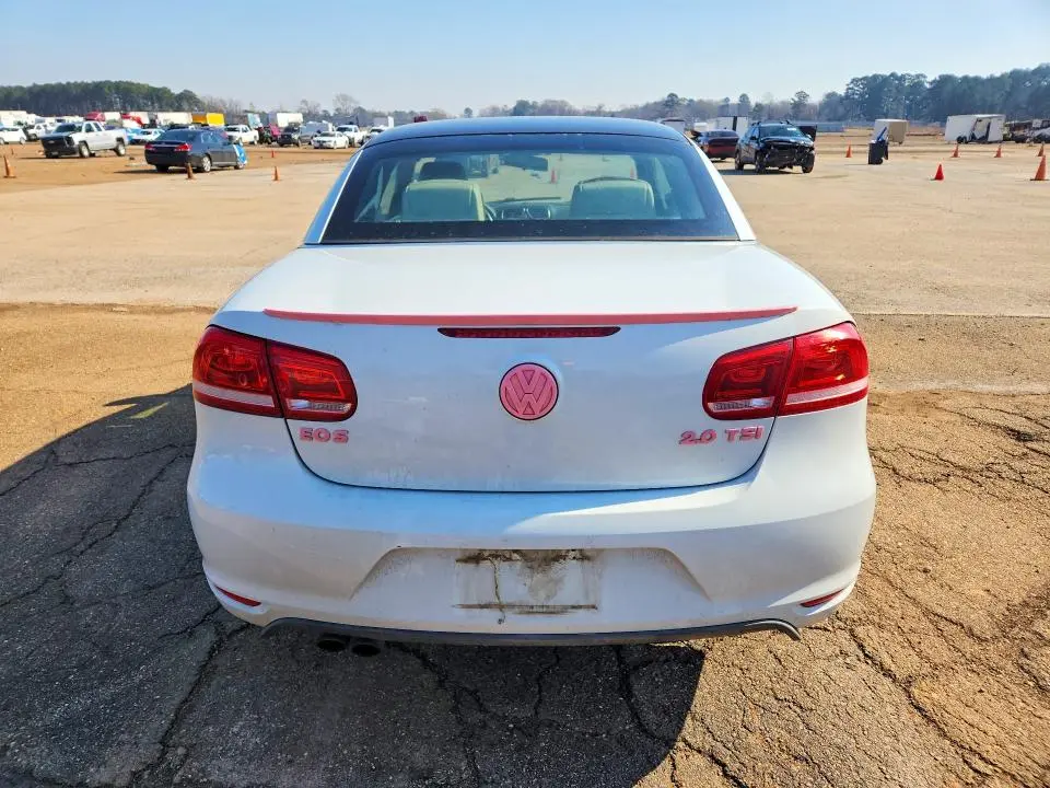 2015 VOLKSWAGEN EOS KOMFORT  