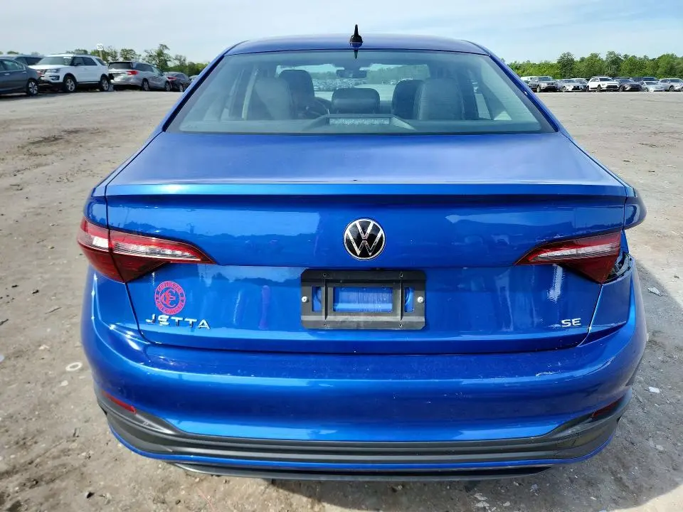 2024 VOLKSWAGEN JETTA SE  