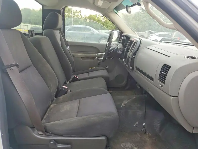 2011 CHEVROLET SILVERADO C1500  