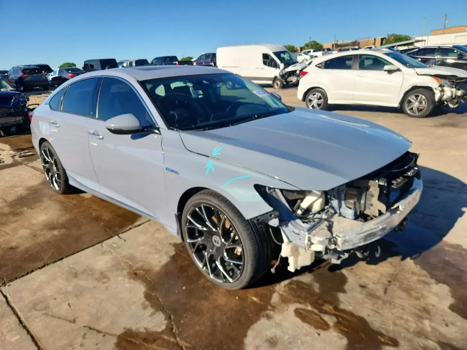 2021 HONDA ACCORD TOURING HYBRID  