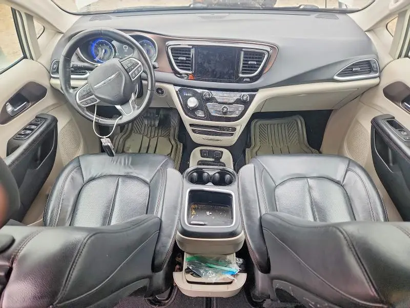 2019 CHRYSLER PACIFICA TOURING L PLUS  