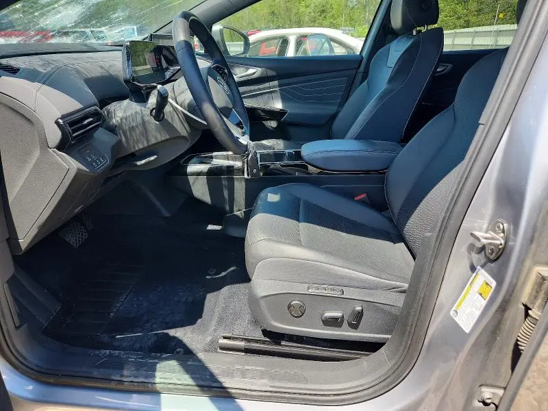 2023 VOLKSWAGEN ID.4 PRO S  