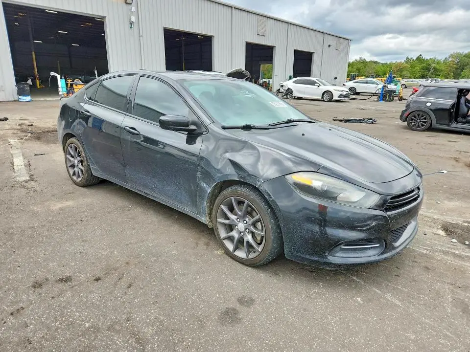 2016 DODGE DART SE  