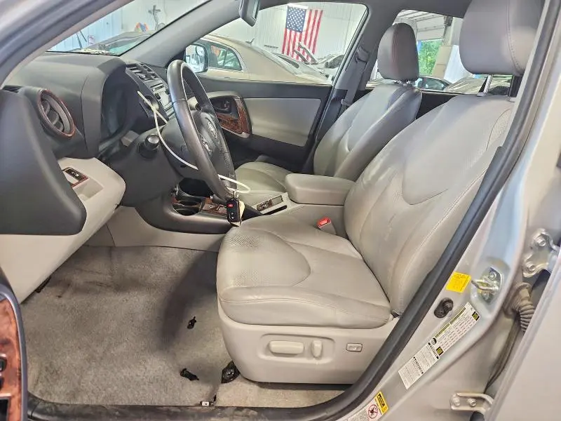 2012 TOYOTA RAV4 LIMITED  