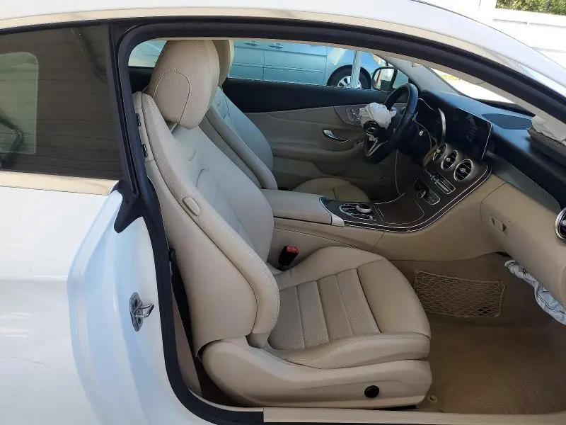 2019 MERCEDES-BENZ C 300  