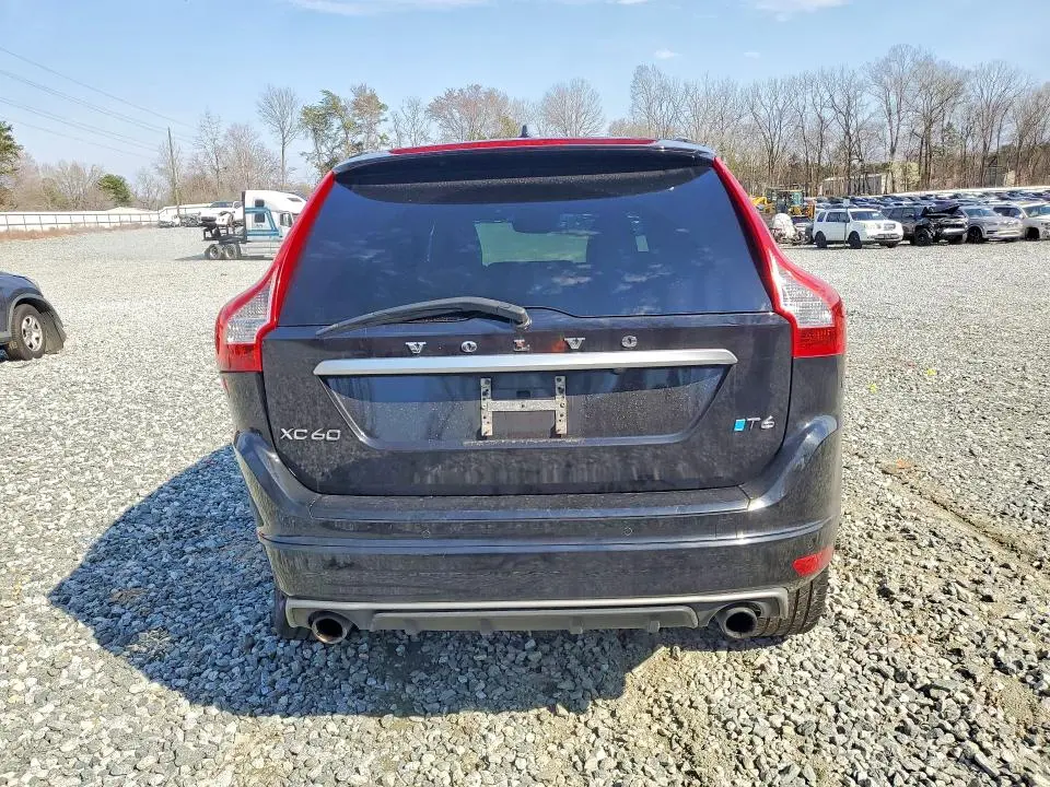 2016 VOLVO XC60 T5 PLATINUM  
