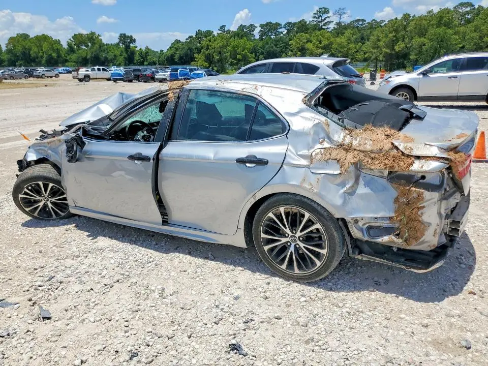 2019 TOYOTA CAMRY SE  