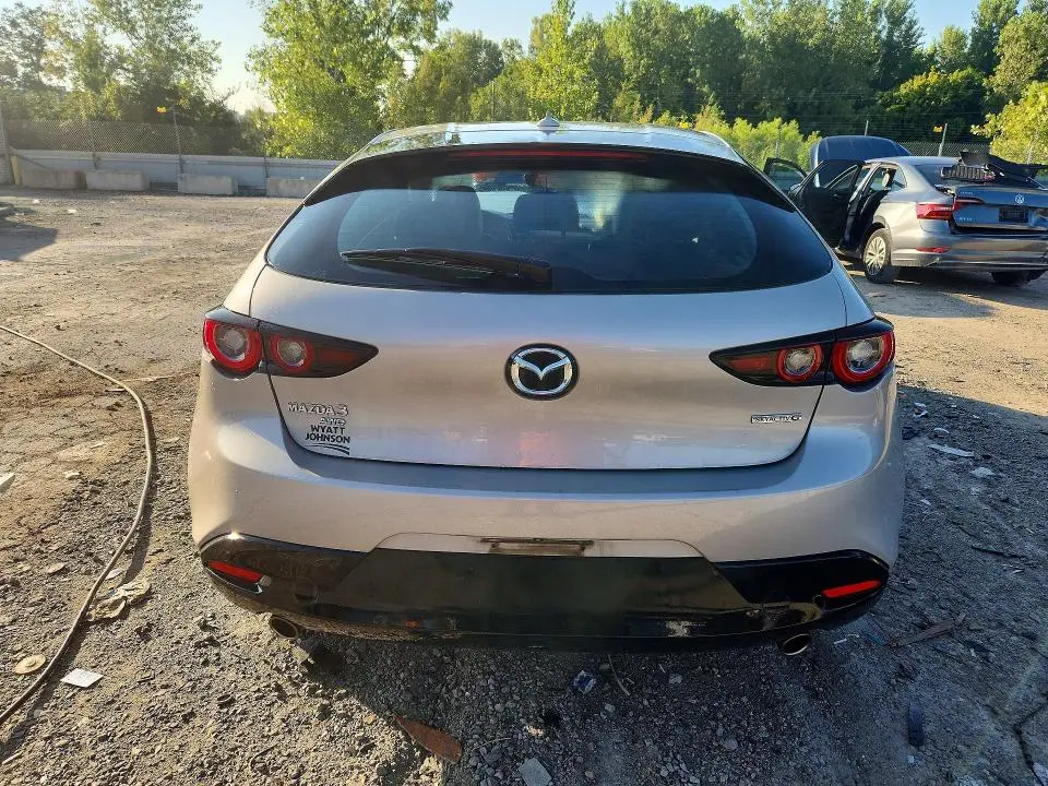 2022 MAZDA 3 PREMIUM  
