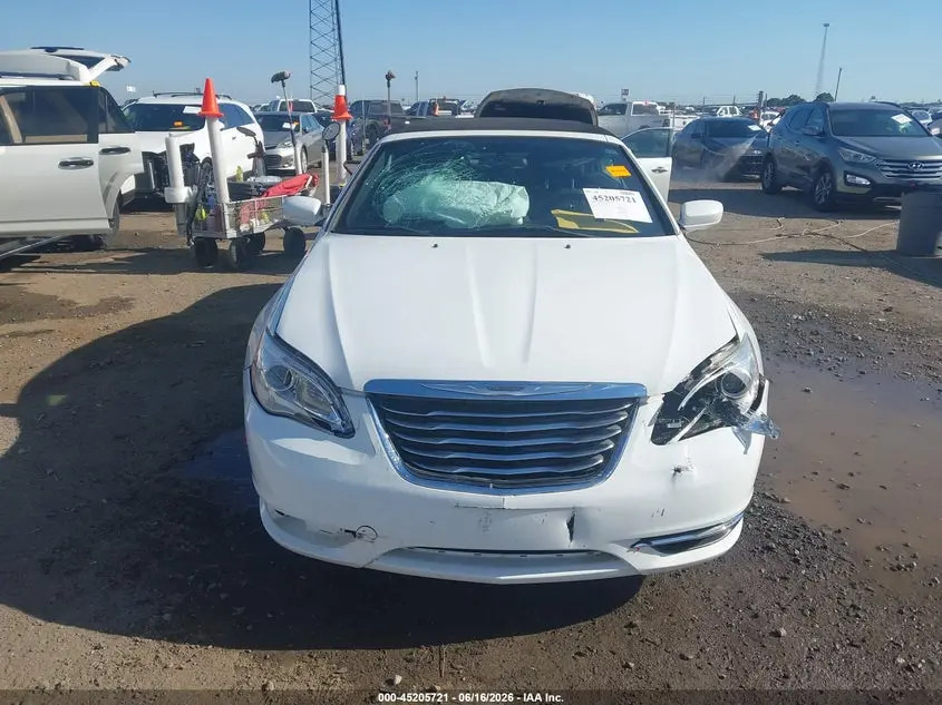 2013 CHRYSLER 200 TOURING