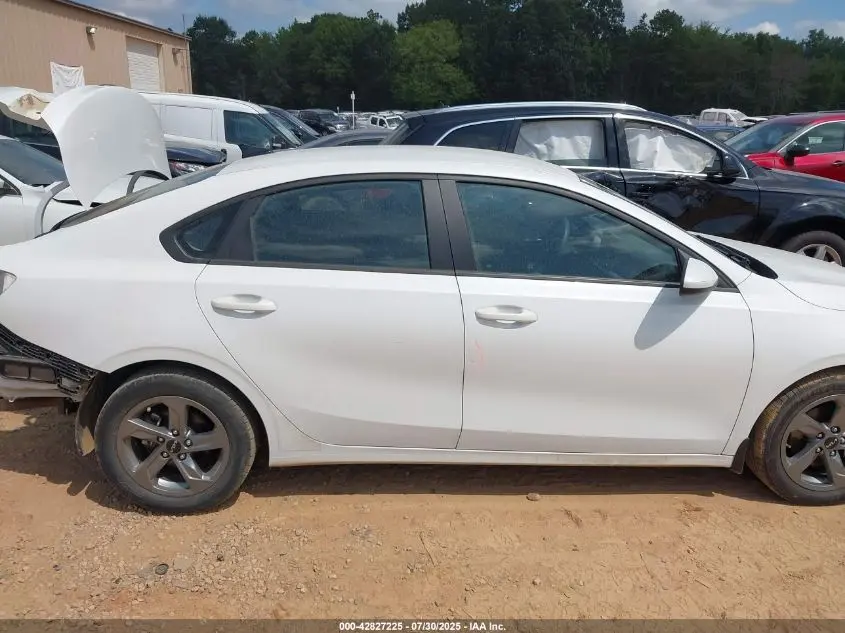 2021 KIA FORTE LXS