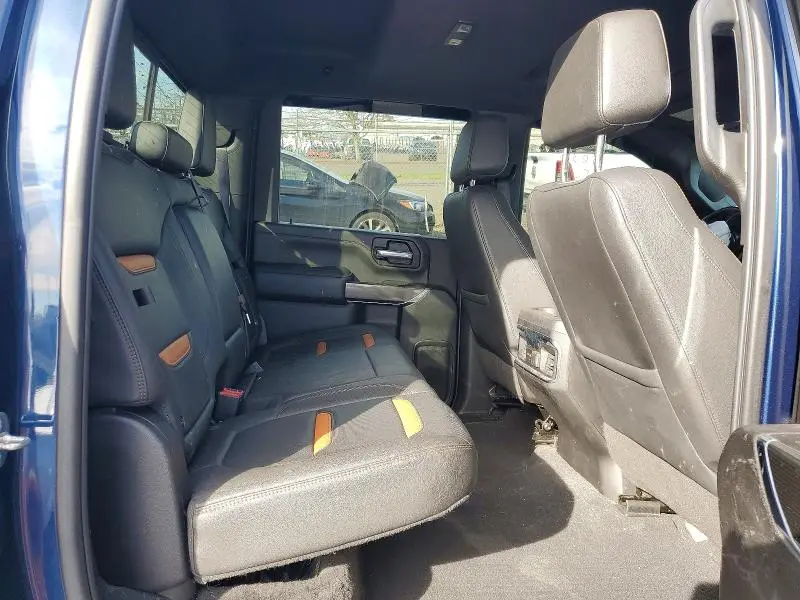 2022 GMC SIERRA K2500 AT4  