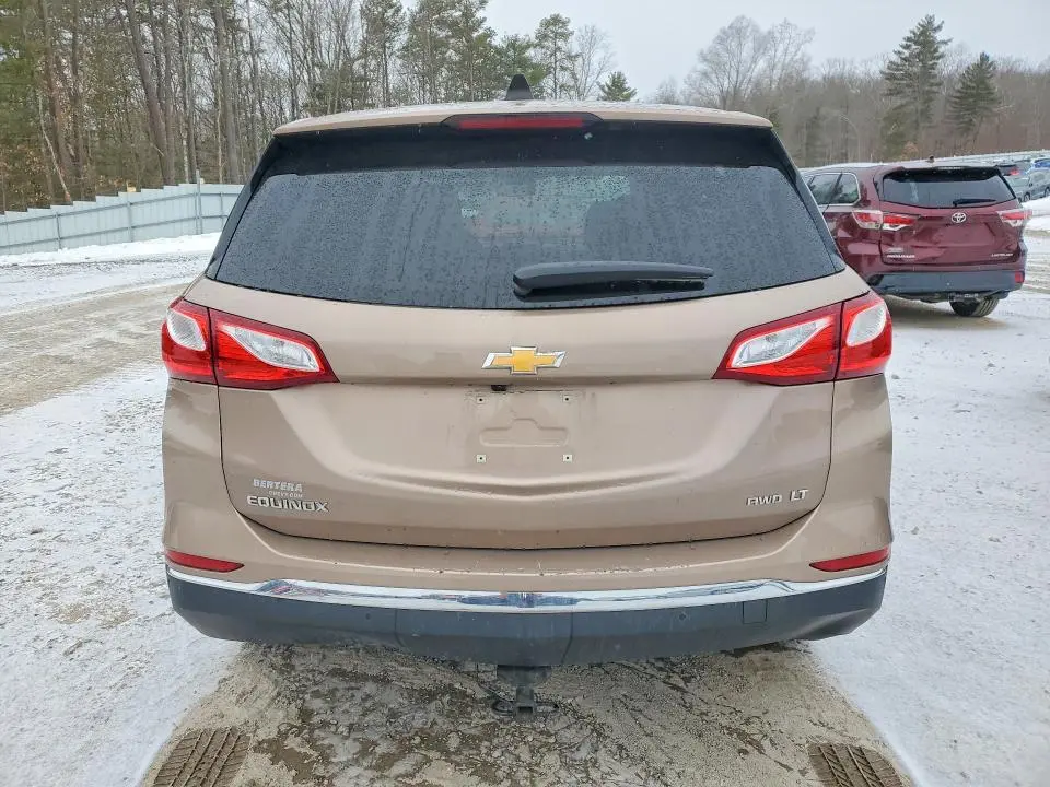 2018 CHEVROLET EQUINOX LT  