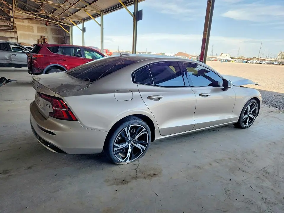 2024 VOLVO S60 CORE  