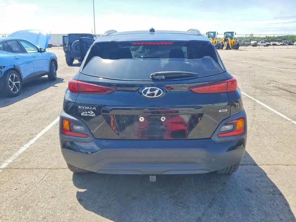 2021 HYUNDAI KONA SEL  