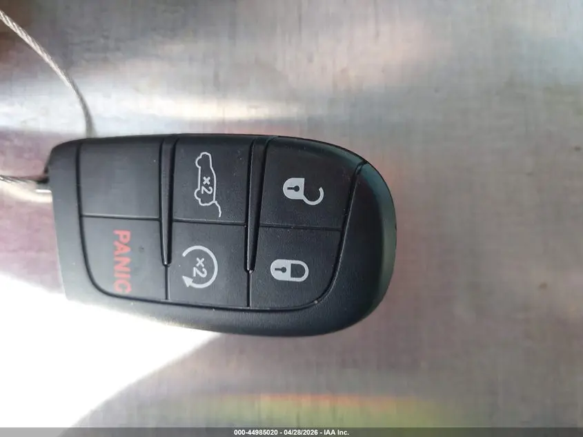 2013 VOLKSWAGEN PASSAT 2.5L S