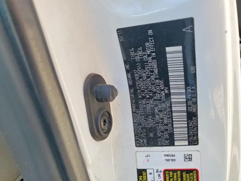 2012 TOYOTA SIENNA XLE 8-PASSENGER  