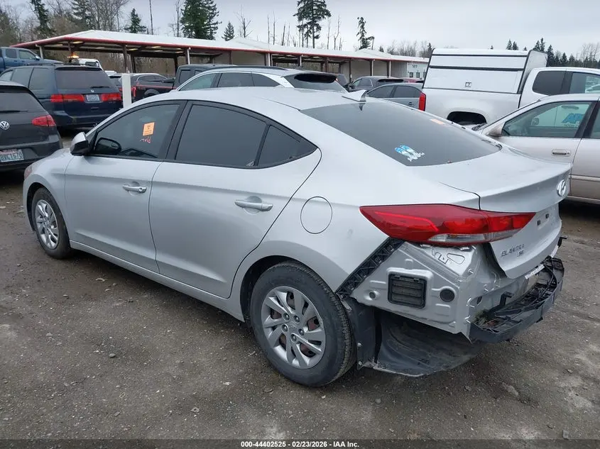 2017 HYUNDAI ELANTRA SE