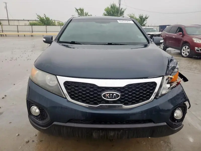 2012 KIA SORENTO BASE  