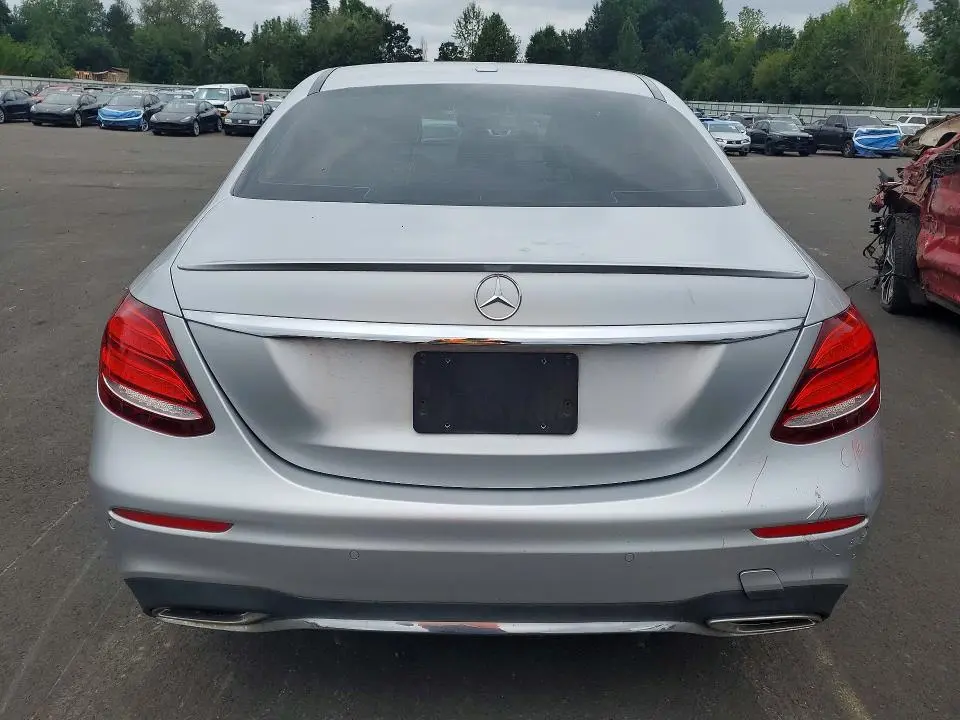2017 MERCEDES-BENZ E 300  
