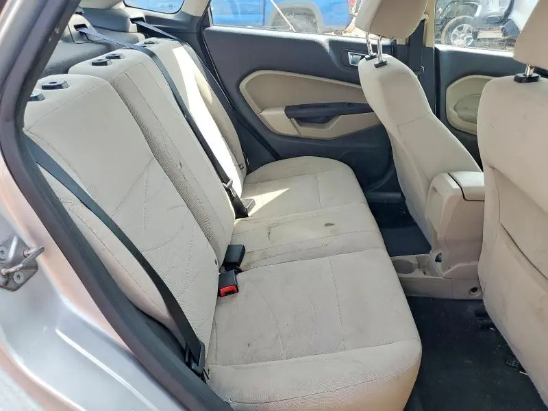 2014 FORD FIESTA SE  